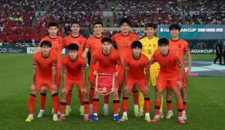 国家体育总局、中国足协致贺信