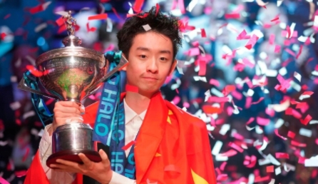 吴宜泽，首位00后斯诺克世锦赛冠军！